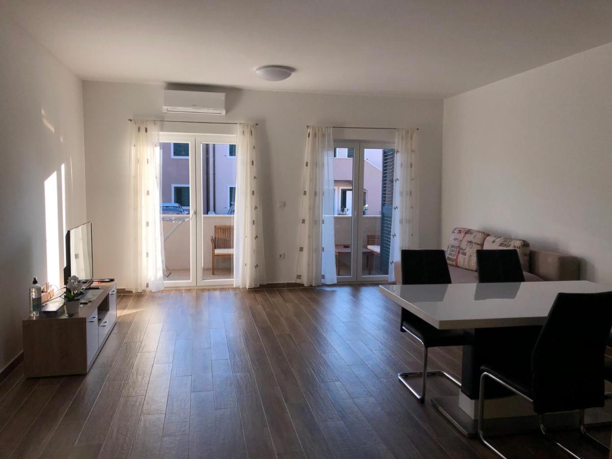 Apartments Dona 茨雷斯 外观 照片